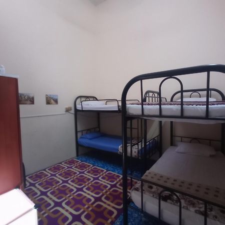 Homestay Melewar Parit Raja Ngoại thất bức ảnh