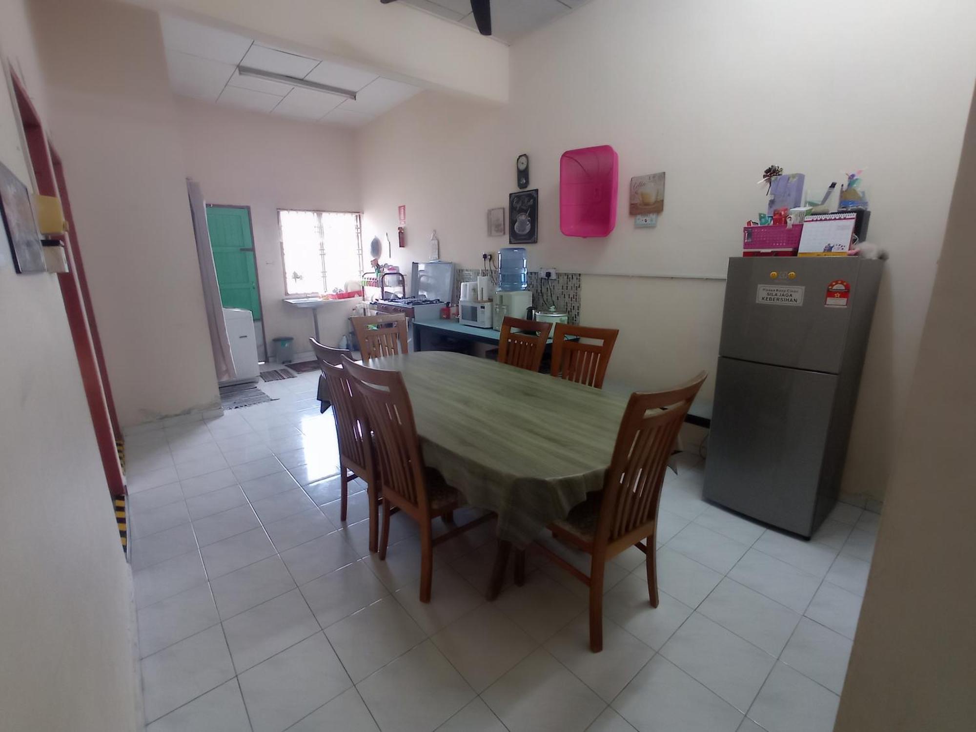 Homestay Melewar Parit Raja Ngoại thất bức ảnh