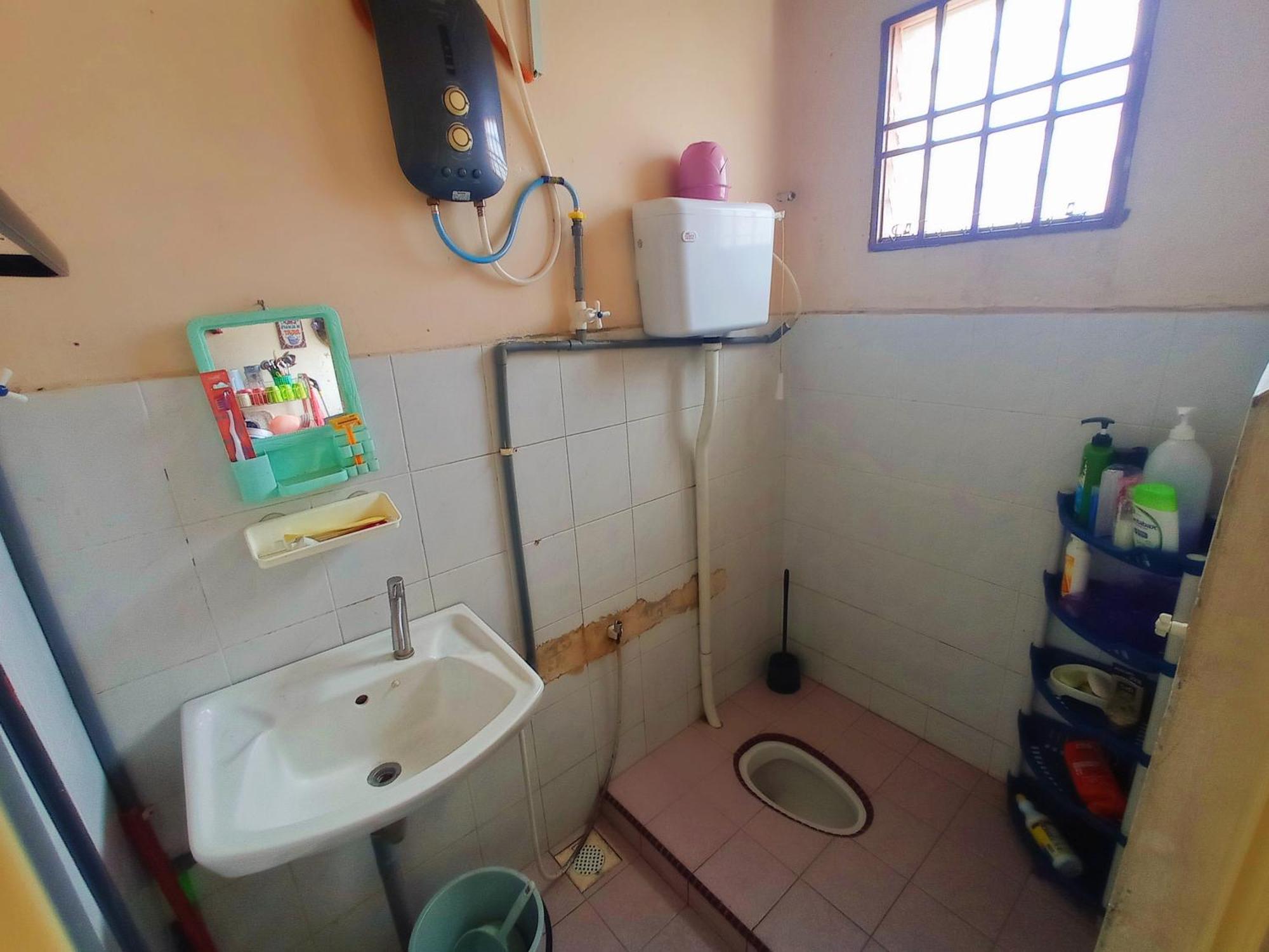 Homestay Melewar Parit Raja Ngoại thất bức ảnh