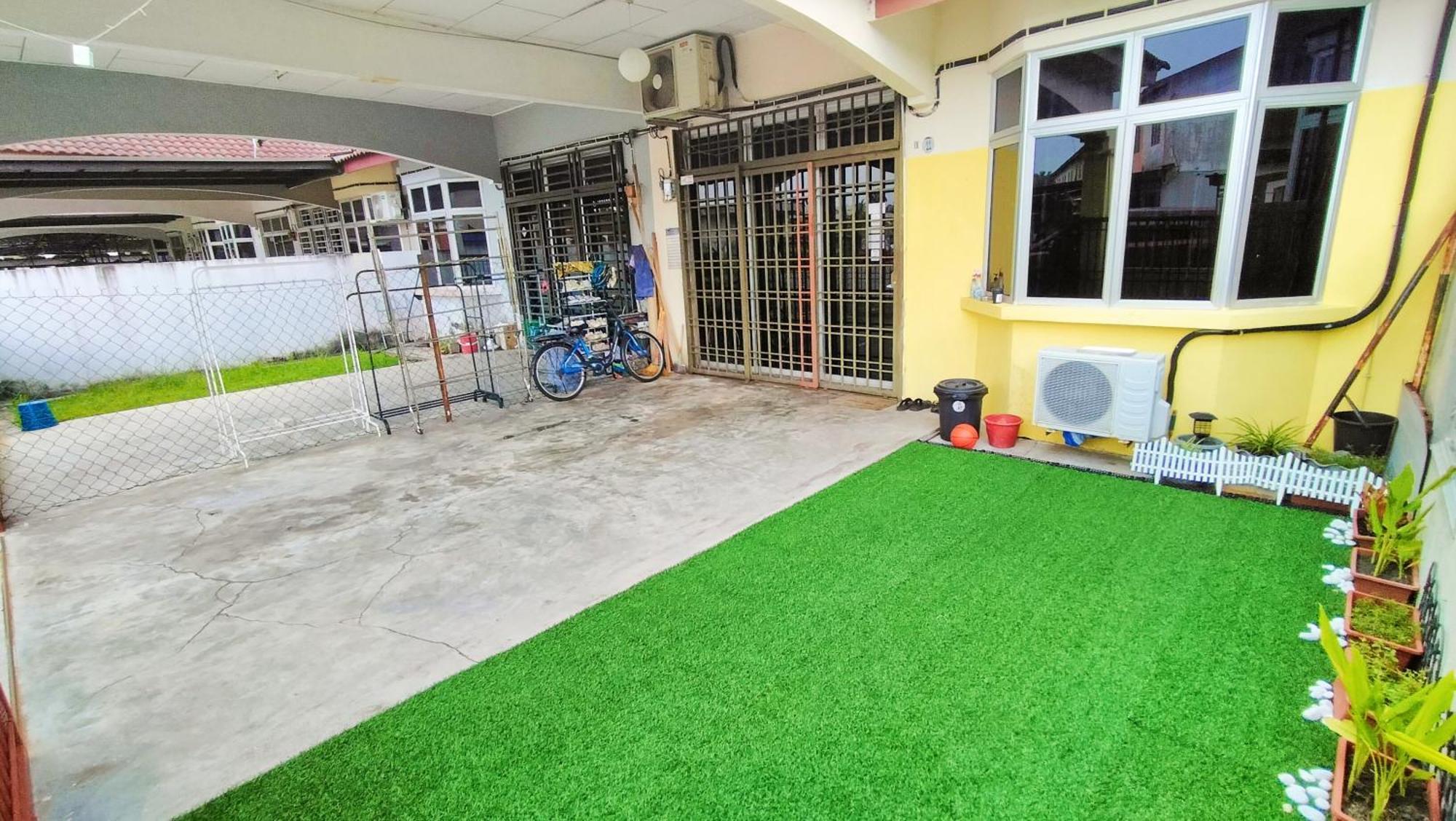 Homestay Melewar Parit Raja Ngoại thất bức ảnh